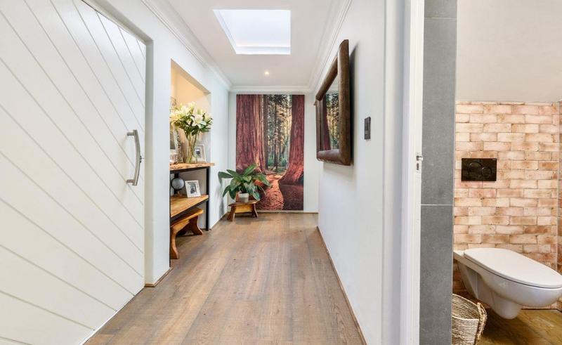 5 Bedroom Property for Sale in Hout Bay Western Cape